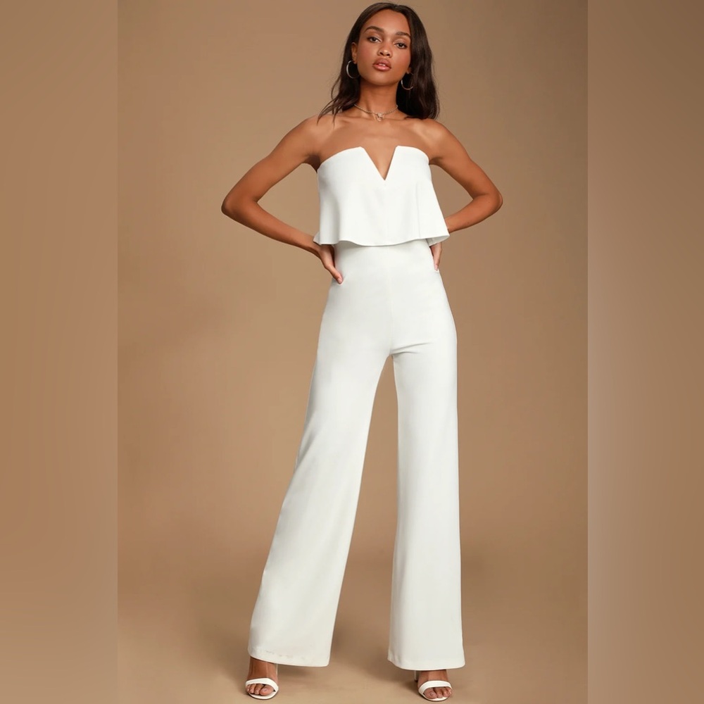 Lulu’s Power of Love White Strapless Jumpsuit NWOT Size Small